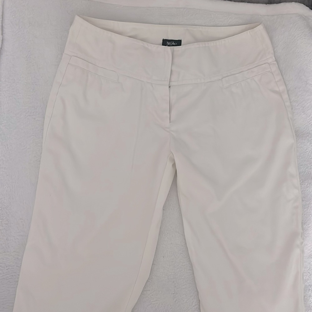 Mossimo stretch cropped white capris